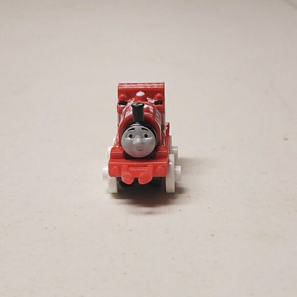 Thomas & Friends MINIS Peppermint Candy Skarloey Sweets Theme - Picture 2 of 5